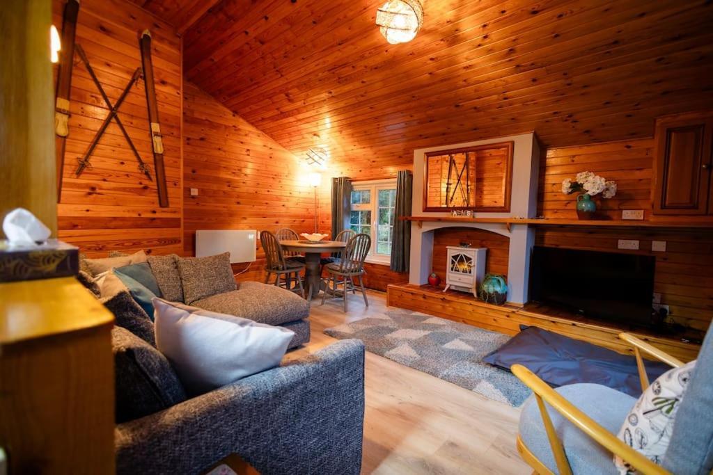 Rural Log Cabin In Snowdonia Near Coed Y Brenin By Seren Short Stays Ffestiniog 외부 사진