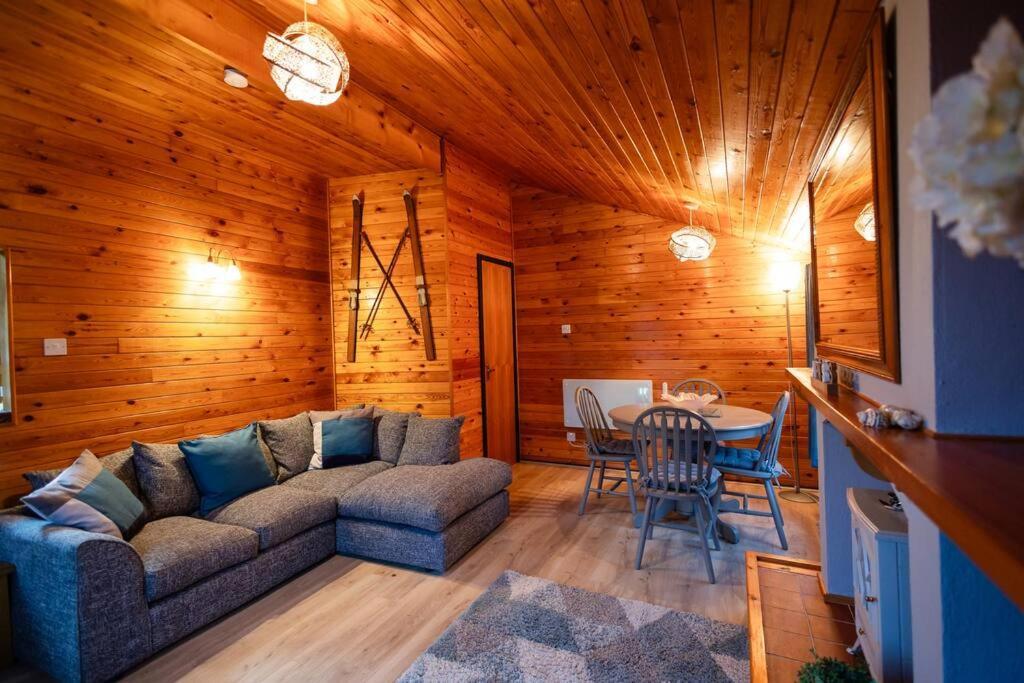 Rural Log Cabin In Snowdonia Near Coed Y Brenin By Seren Short Stays Ffestiniog 외부 사진